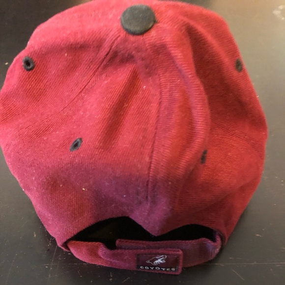 Arizona Coyotes Adjustable Hat - Picture 3 of 3